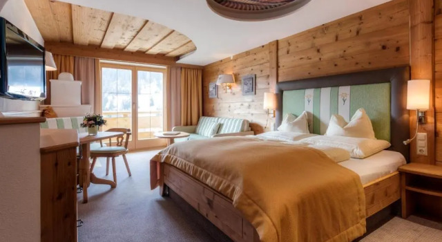 Полулюкс Hotel Garni Serfauserhof