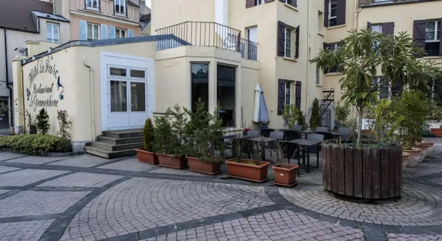 Трёхместный семейный номер Standard Hôtel Le Parc