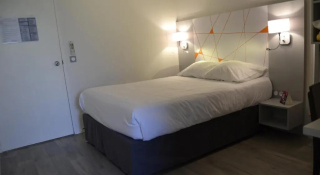 Двухместный номер Standard Hotel du Parc Euromédecine by AKENA