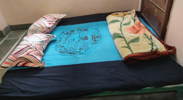 Heritage Homestay At Old City Near Holy Ganges