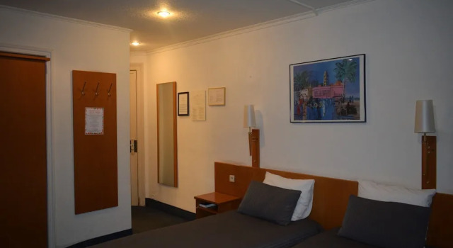 Двухместный номер Economy с балконом Hotel Professor Leuven Centrum