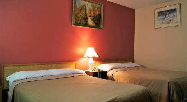 Номер Standard Blue Jay Motel