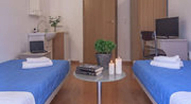 Elikon Hotel