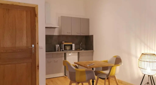 Centre Confolens studios climatisés, Prenota Appartamento Confolens Charente