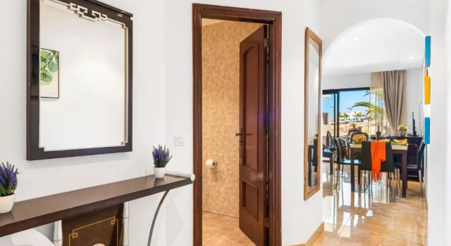 Апартаменты 241 Royal Park Albatros con TERRAZA