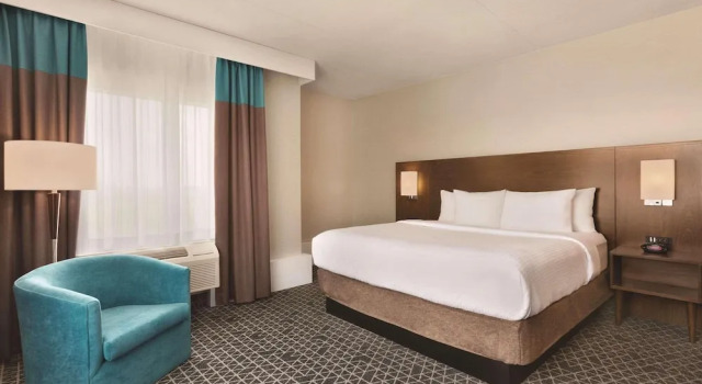 Двухместный номер Standard Park Inn by Radisson Brampton, ON