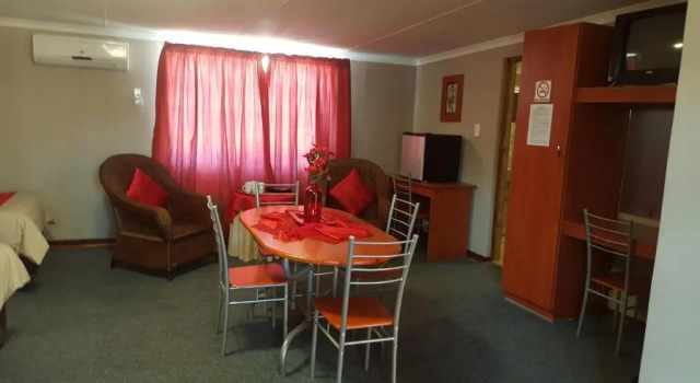 Amabutho Warrior Lodge, Reservar Hotel Dundee KwaZulu-Natal