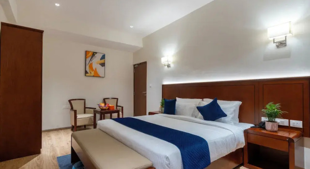 Полулюкс The Orange Hotel Gachibowli