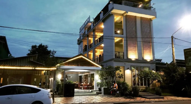 Двухместный номер Superior Neakru Guesthouse and Restaurant