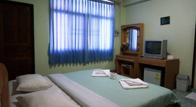 Celtic Inn Guest House, Забронировать Гостевой дом Гостевые дома Хуахин, рядом с Wat Hua Hin, Гостевой дом