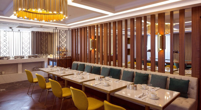Двухместный клубный номер Deluxe Sheraton Bishkek