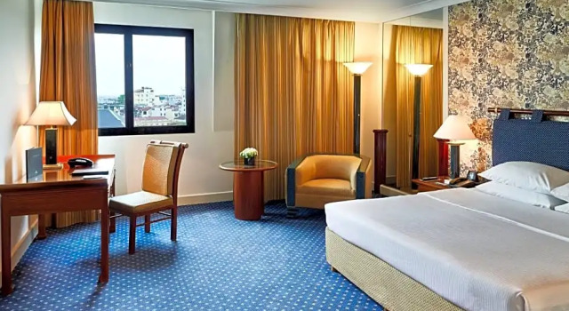 Двухместный номер Standard Hilton Hanoi Opera