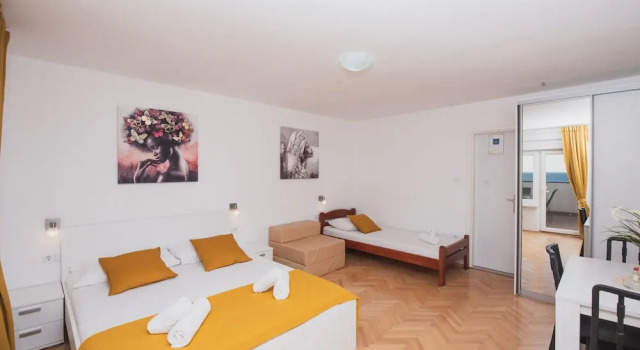 Студия Comfort Apartments by the Sea Semy