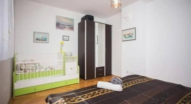 Apartment Family, Rezerwuj Apartament Hotele w Split-Dalmatia County z parkingiem, Parking