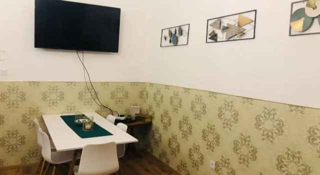 Modern Classic on Kiraly, Забронировать Отель Будапешт Центральная Венгрия, рядом с Станция метро Vorosmarty Square
