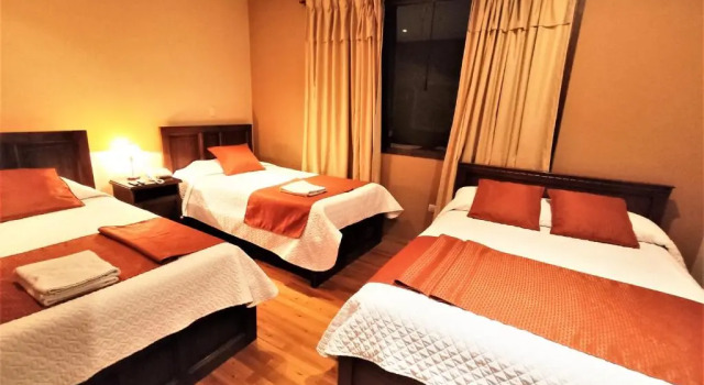 Четырёхместный номер Standard Hotel Calle Angosta