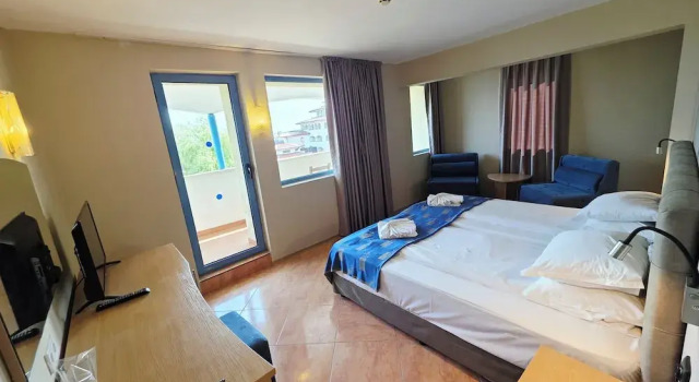 Номер Standard c 1 комнатой с балконом и с красивым видом из окна Bora Bora Hotel