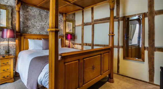 Номер Deluxe The Swan Hotel, Stafford, Staffordshire - The Coaching Inn Group