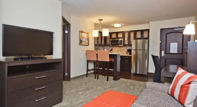 Двухместный номер Standard c 1 комнатой Staybridge Suites Austin South Interstate Hwy 35 by IHG