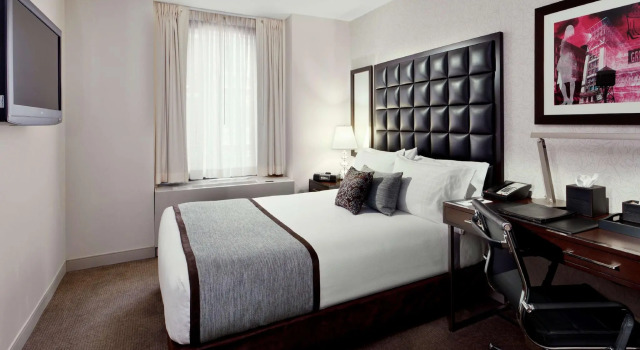 Двухместный номер Distrikt Hotel New York City, Tapestry Collection by Hilton