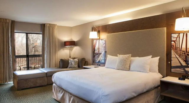 Номер Standard с балконом Riverside Hotel, BW Premier Collection