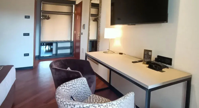 Номер Deluxe Hotel Michelangelo Palace & SPA