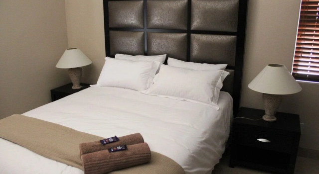 8 Santorini Self catering