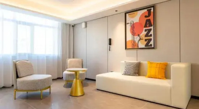 Homeinn Plus Hotel (Ulanhot Hezhan Middle School), Book Hotel Hotels in Inner Mongolia with Parking, Parking