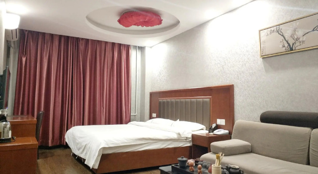 Huaxi Hotel, Book Hotel Hoteller i Songbei med parkering, Parkering