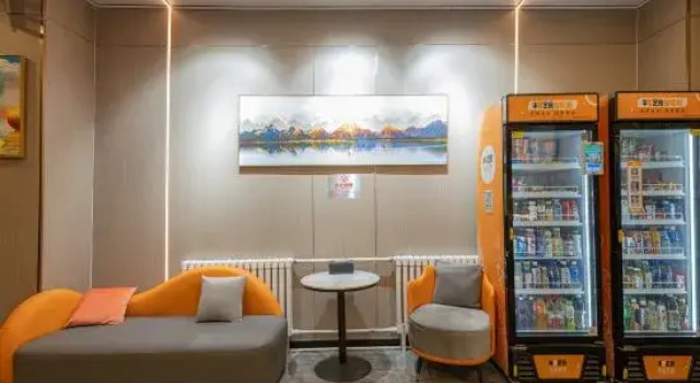 Huanpeng Seattle Boutique Hotel (Tianjin Xiaobailou 5th Avenue), Забронировать Бутик-отель Отели Тяньцзинь с парковкой, рядом с Beyou World, Парковка