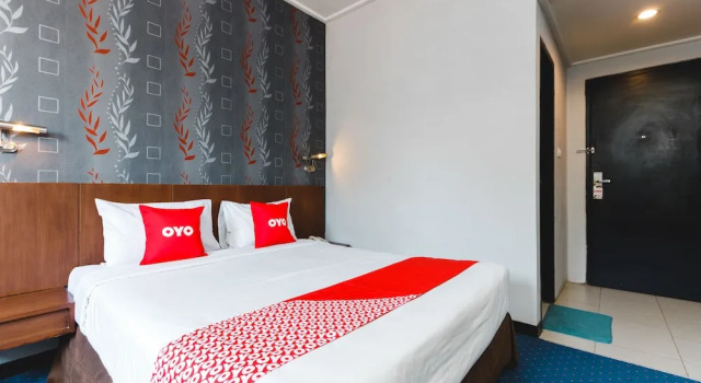 Hotel Charisma Marine by OYO Rooms, Prenota Hotel Makassar 
