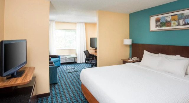 Fairfield Inn & Suites by Marriott Quincy, Забронировать Отель Отели Иллинойс 3 звезды, 3*