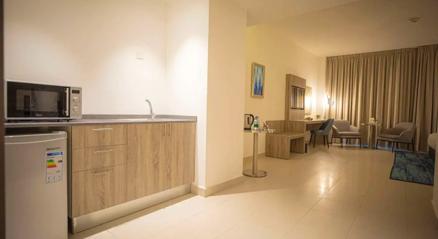 Студия Golden Tulip Amman