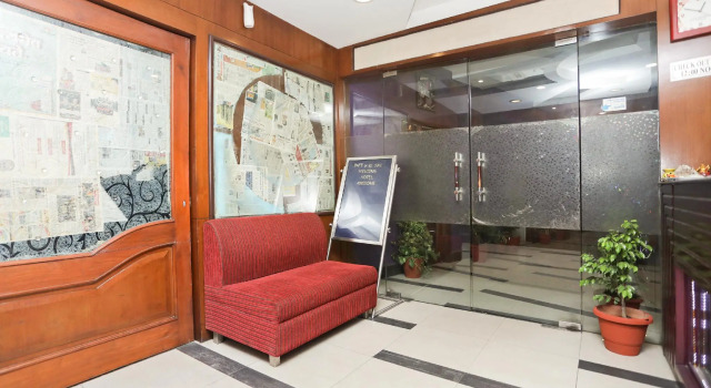 OYO 11061 Hotel Awesome