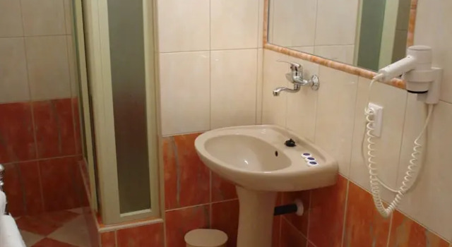 Трёхместный номер Classic c 1 комнатой Hotel Bila Ruze