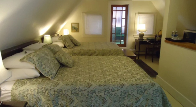 Двухместный номер Standard с видом на реку Governors Mansion Inn
