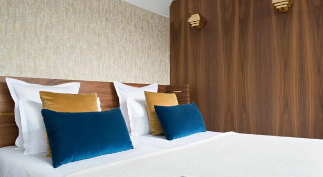 Двухместный номер с террасой Deluxe with Access to Pool, Hammam and Fitness Hotel Parister Piscine & Spa
