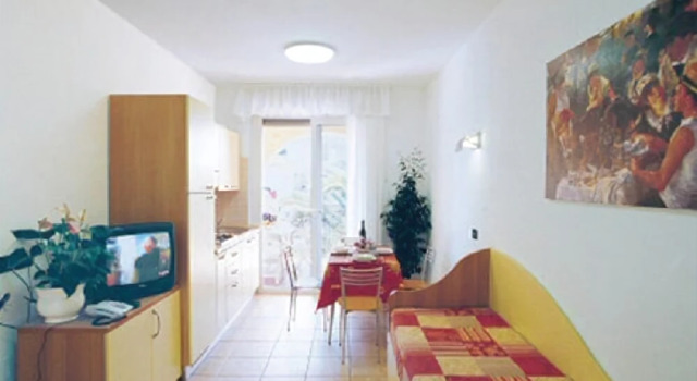 Residence Le Palme, Rezervovat Hotel Hotely v Abruzzo s bazénem, Bazén