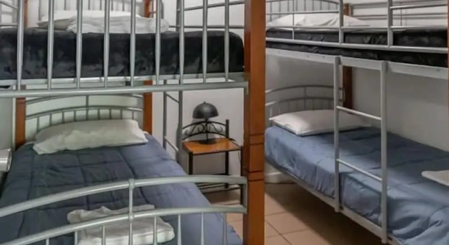Семейный номер Standard с 4 комнатами Tasman Holiday Parks - Cairns Cool Waters