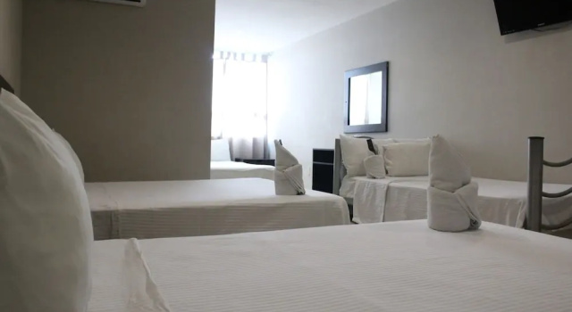 Четырёхместный номер Classic Hotel Florencia Poza Rica