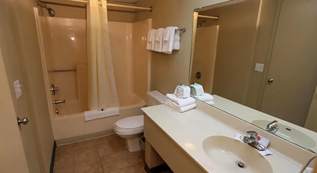 Люкс Ozark Swiss Inn