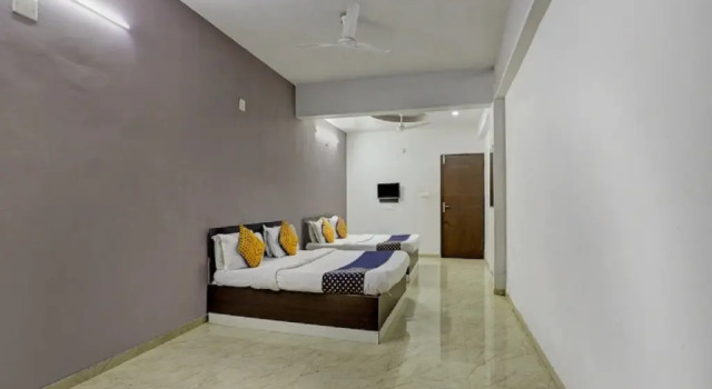 Hotel City Palace, Prenota Hotel Bavla Gujarat