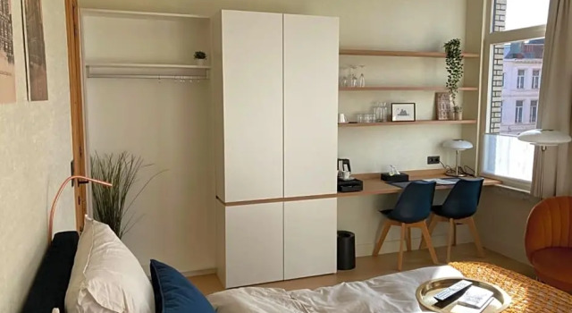 Borgerhouse B&B, Забронировать Отель «постель и завтрак» Borgerhout Антверпен, рядом с Станция Антверпен Централь