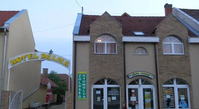Hotel Pálma, Забронировать Отель Ньирбатор Сабольч-Сатмар-Берег
