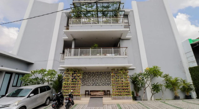 Roemah Kenari, Rezervovat Hotel Levné hotely v Yogyakarta