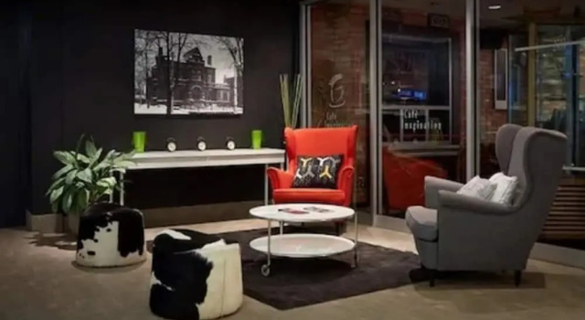 Auberge YWCA, Book Hostel / Vandrerhjem Hostels i Montreal, nær Phillips Square, Hostel / Vandrerhjem