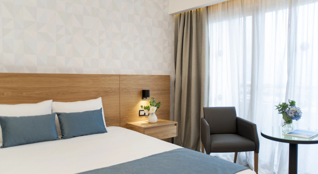 Ajax Hotel