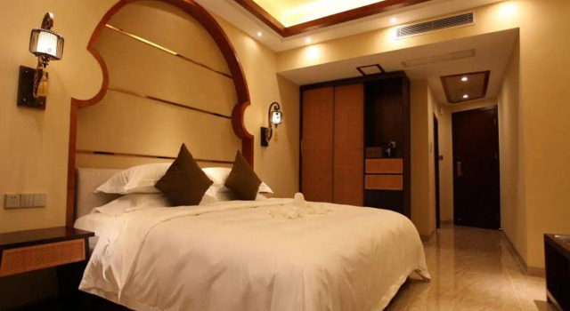 Hainan Huayi Resort, Book Resort Sanya Hainan