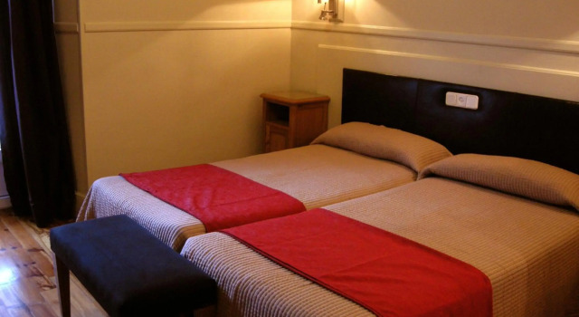 Hostal Canovas