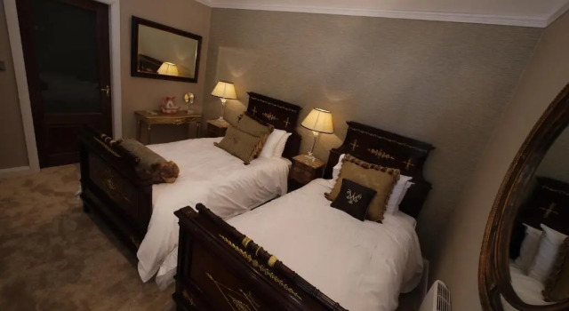 The Carriage Houses at Beechpark House, Book Hotel Bunratty Clare